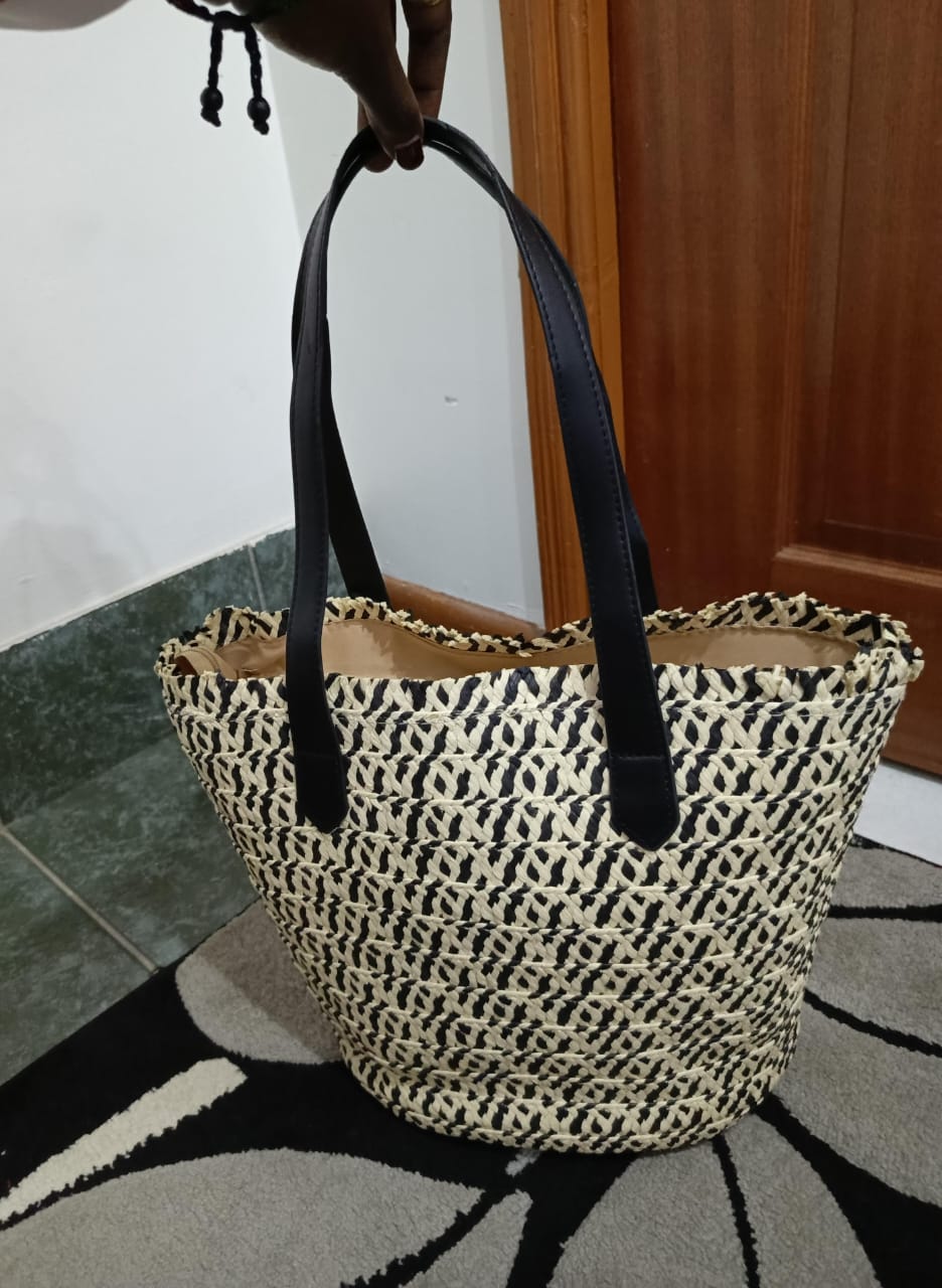 Women braided basket shoulder bag