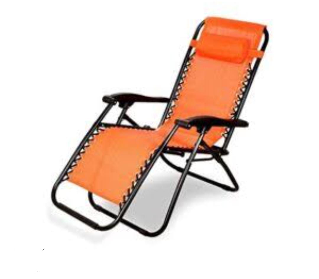 Zero Gravity Chair with Side Table