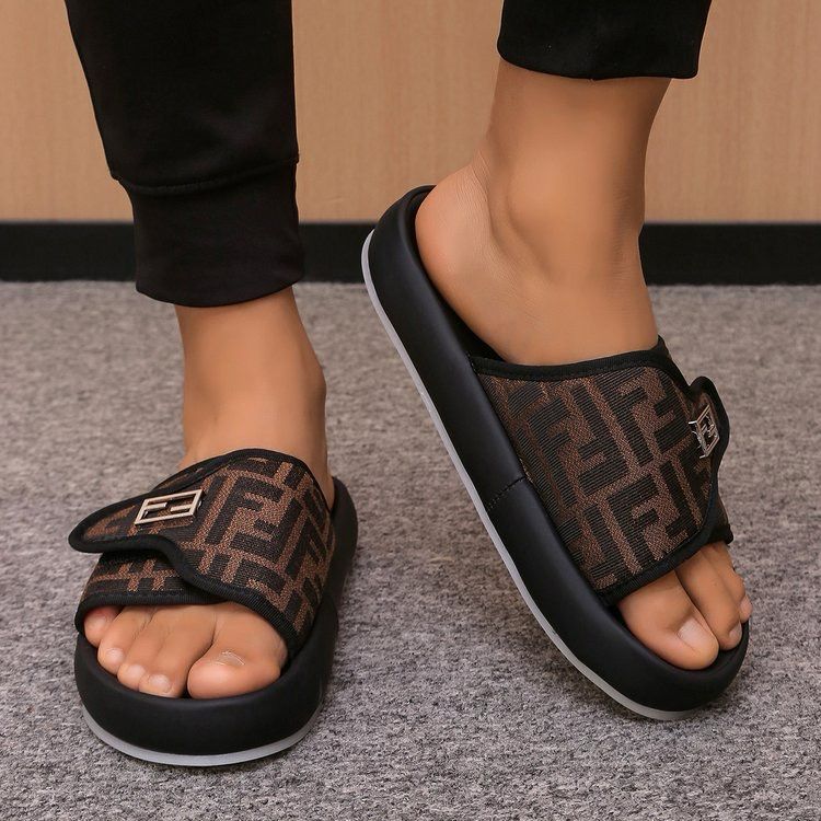 Fendi Slides