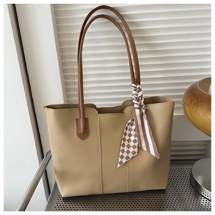 Piere Fall Tote Bag