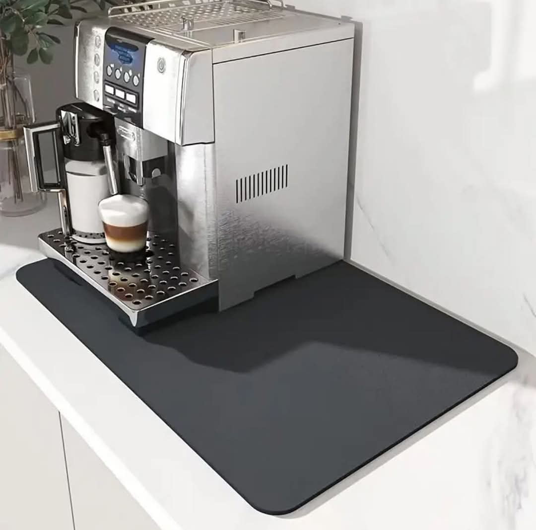 Super absorbent nonslip drain dish drying mat