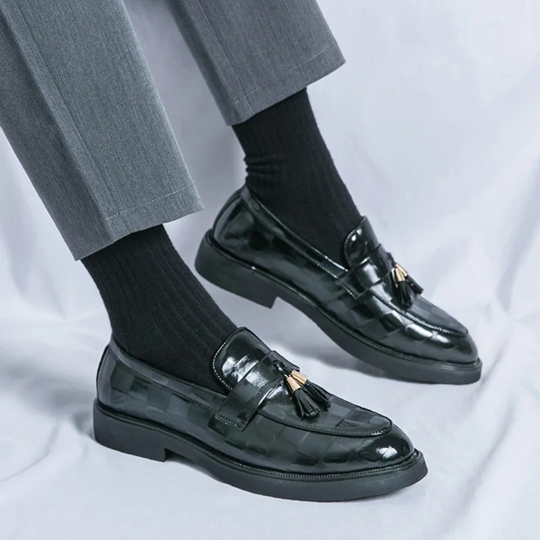 Tassel slip-on loafers