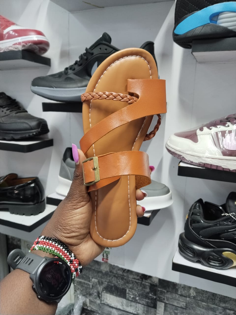 Ladies fancy sandles