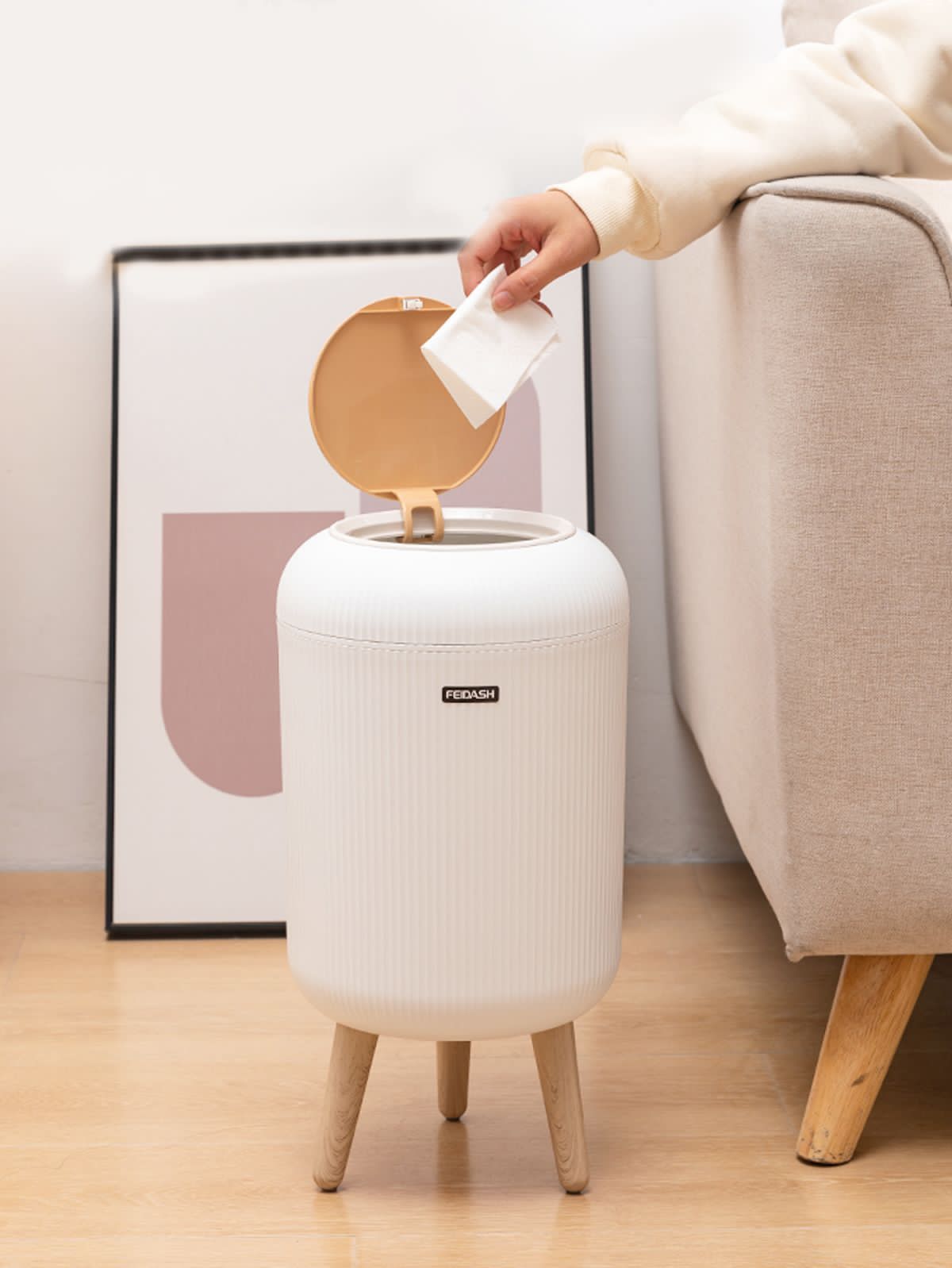 Smart Sensing Luxury Trash Can