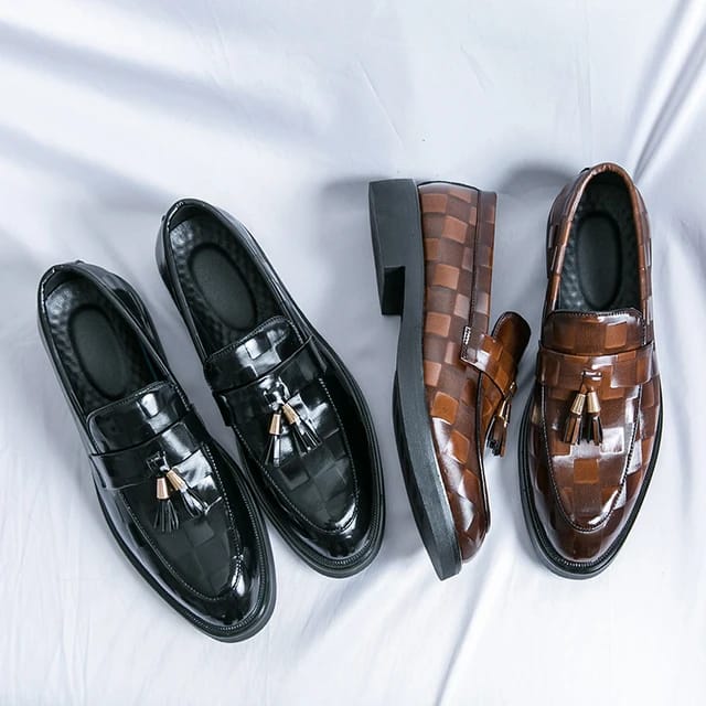 Tassel slip-on loafers