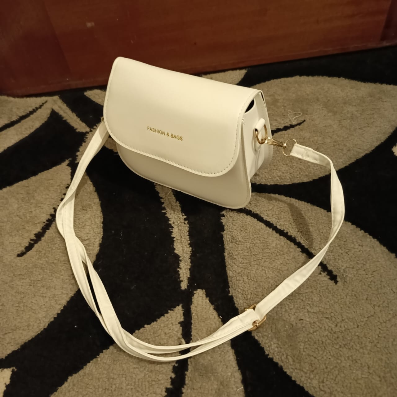 Wide Shoulder Strap Square Crossbody Sling Bag
