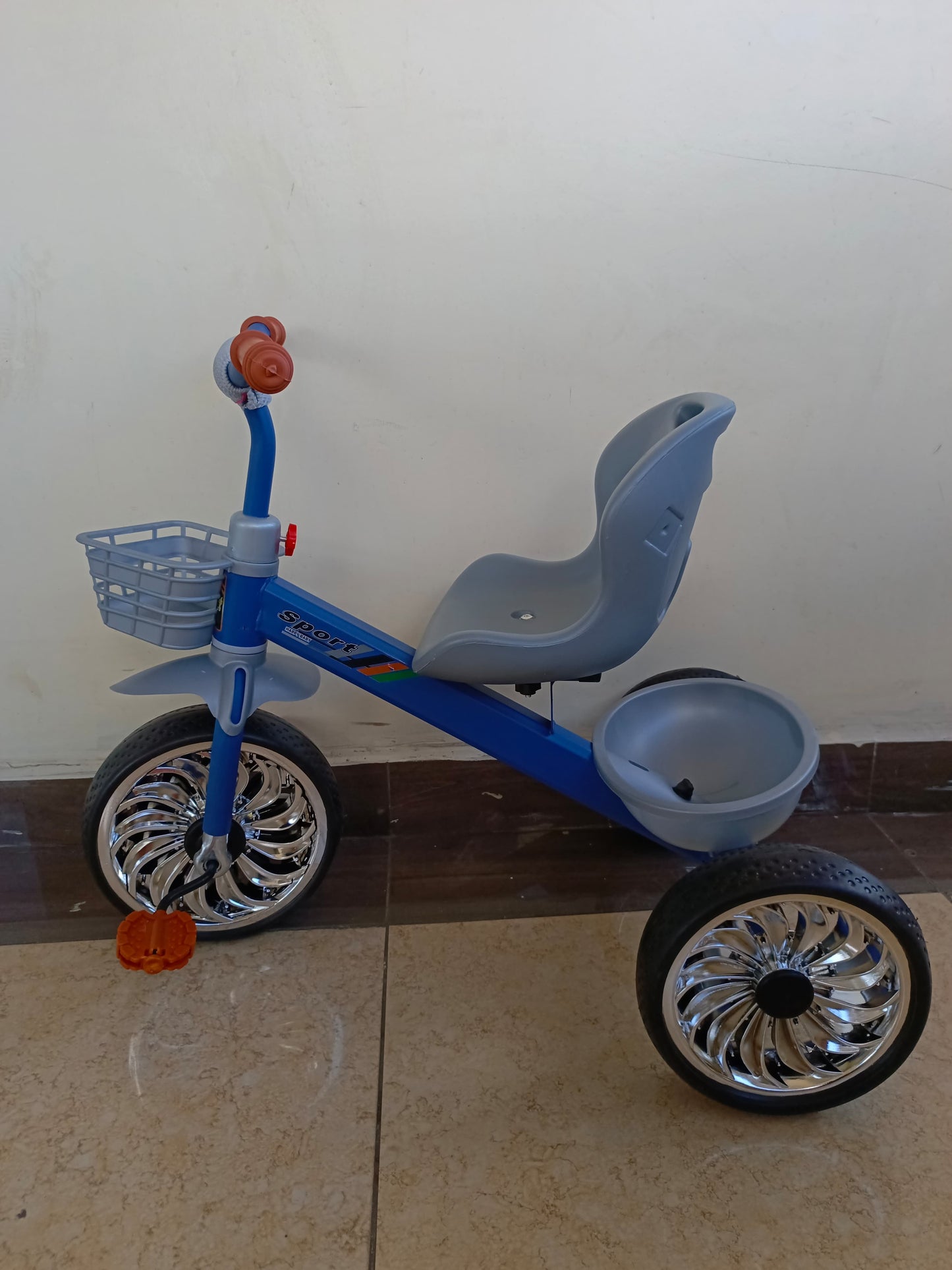 Kids' Tricycle