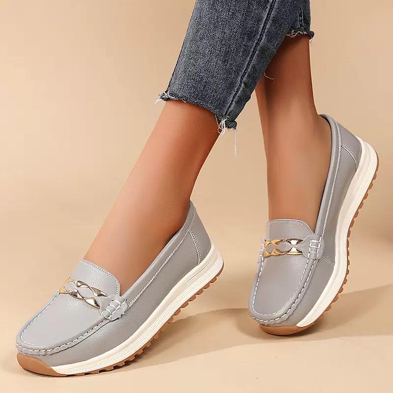 Orthopedic loafers