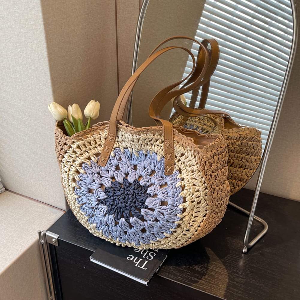 Round straw woven beach bag