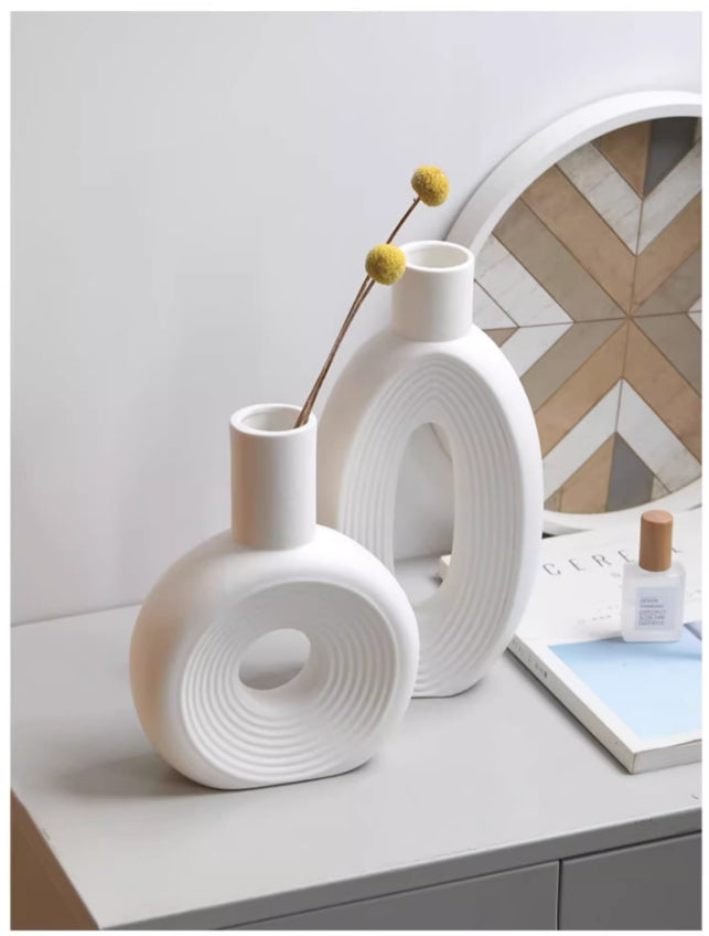 2pcs Set Decorative Vases