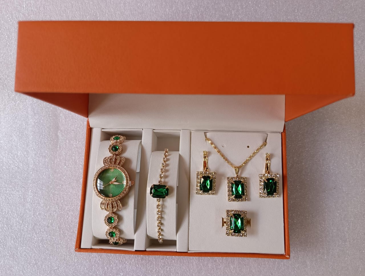 5pcs Ladies Watch Gift Set