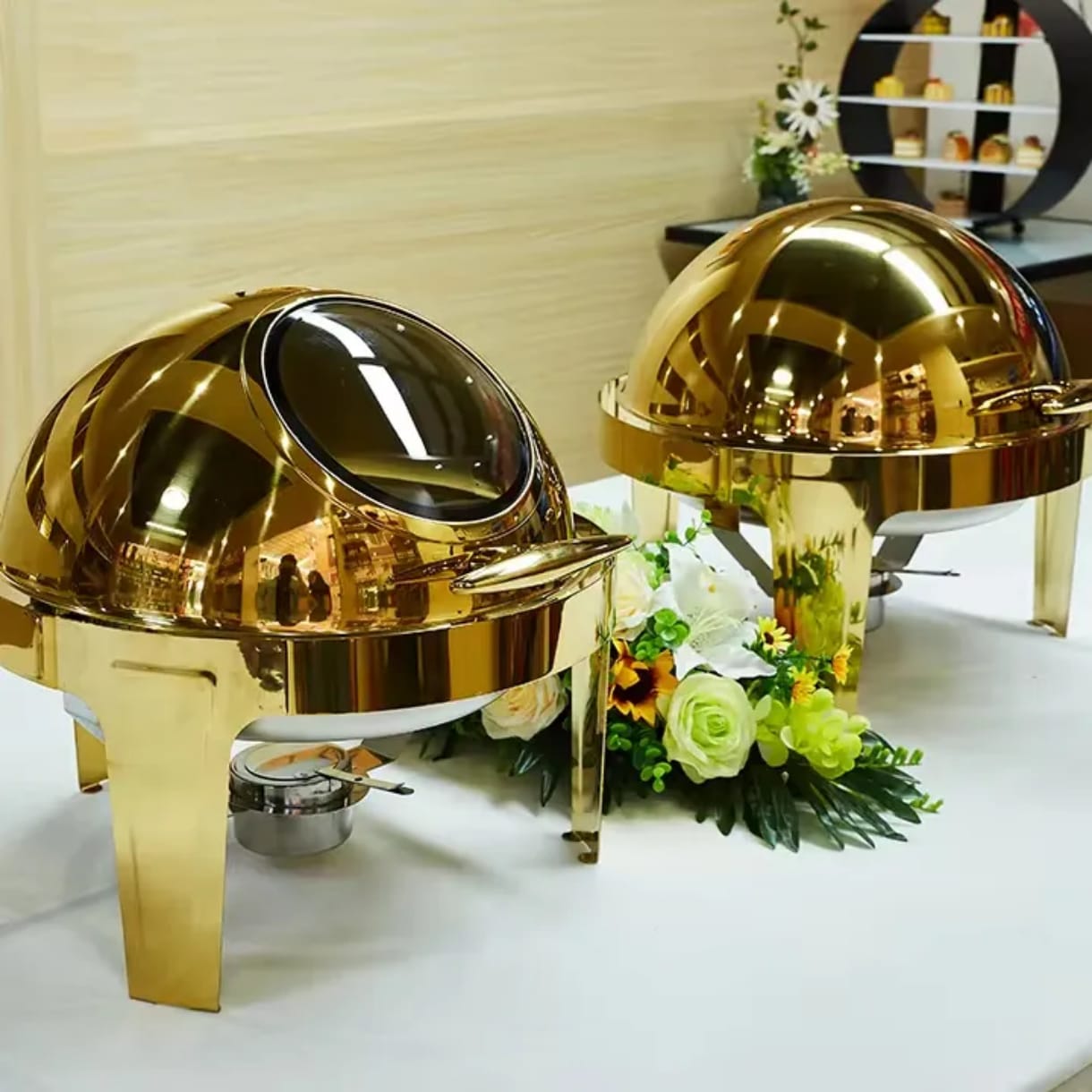 Gold roll top chaffing dish