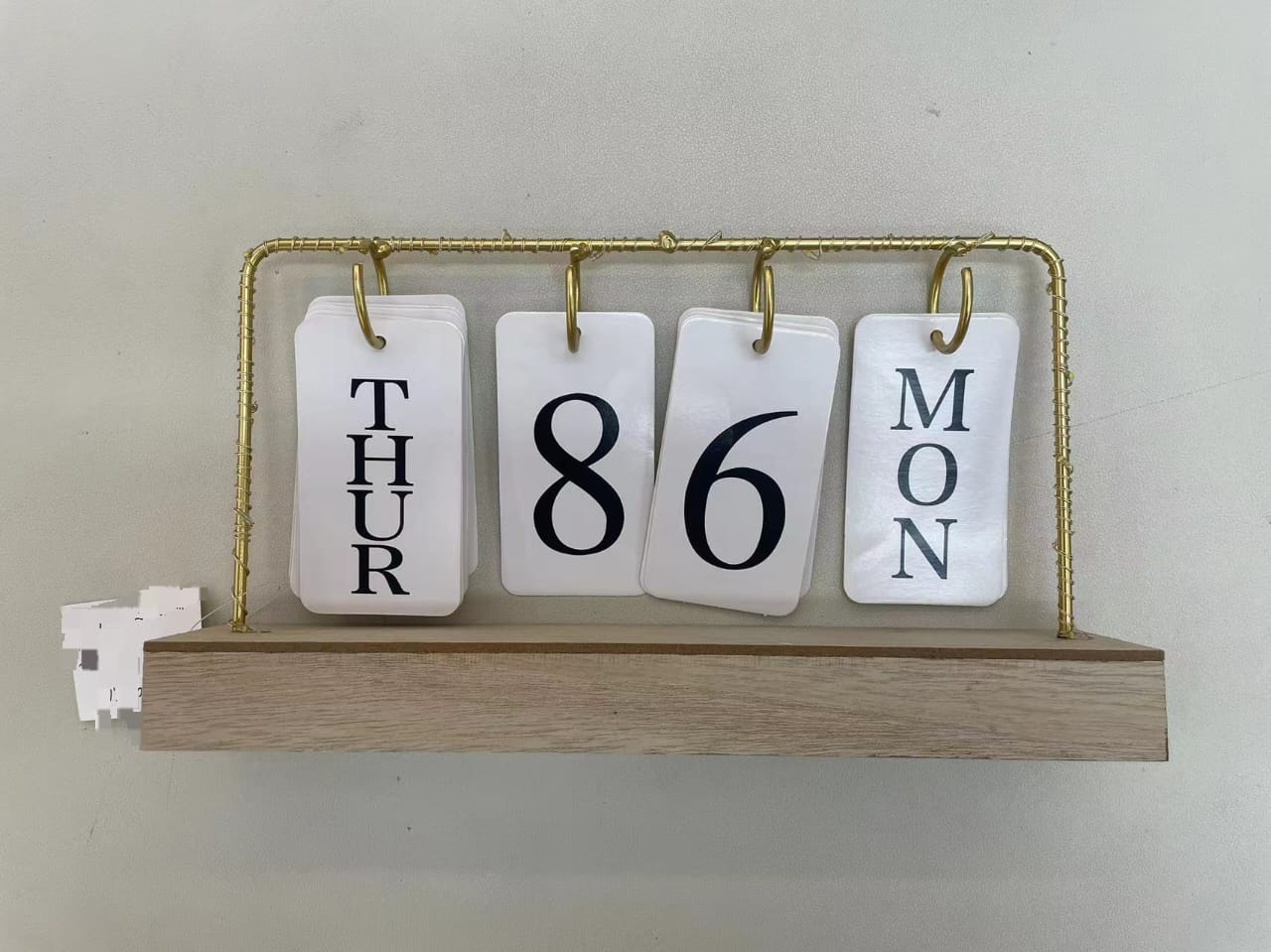Desktop Calendar With Light