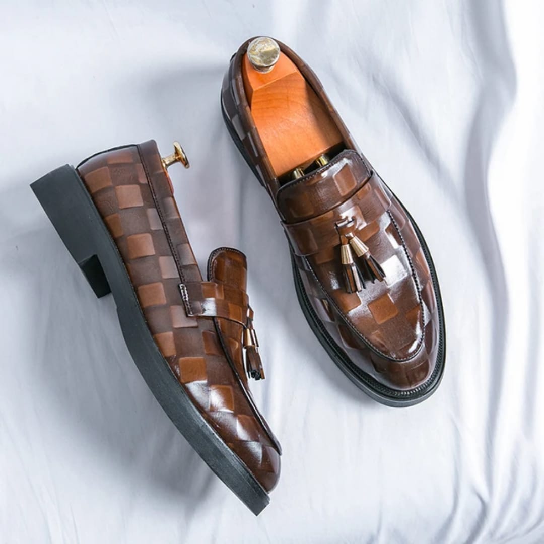 Tassel slip-on loafers