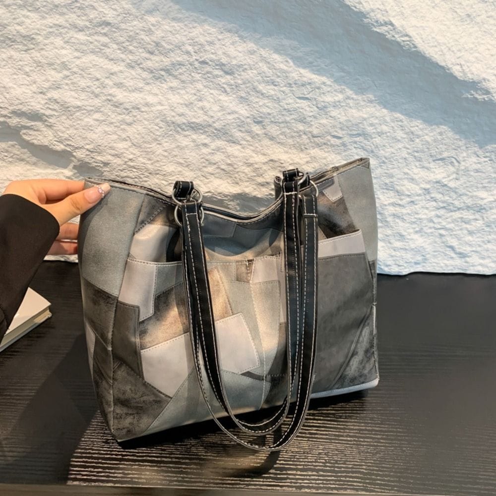 Geometry pattern solid colour underarm shoulder bags