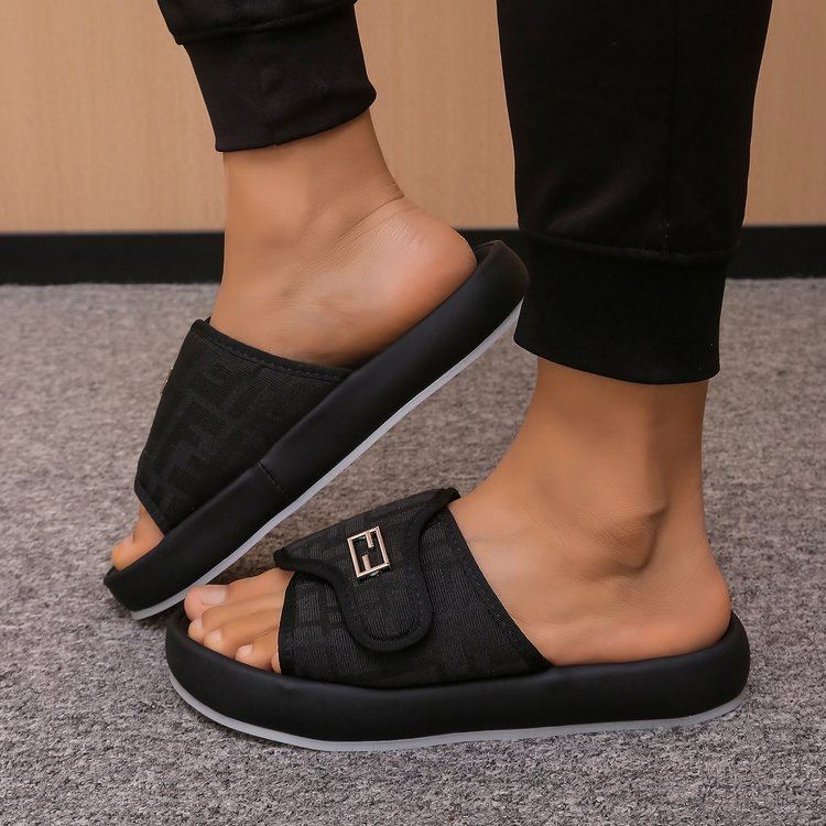 Fendi Slides