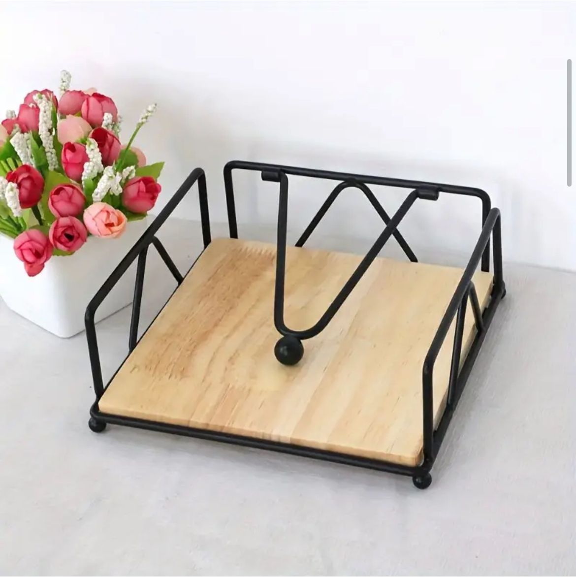 Luxury metallic serviette/napkin holder with bamboo base